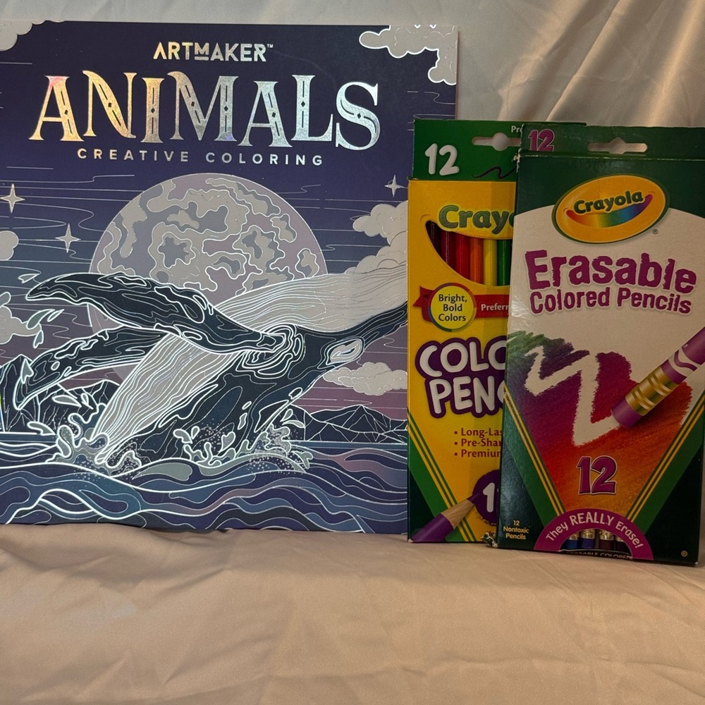 Hinkler Brooks Art Maker Animal Creative Color Book with Colored Pencils NWT